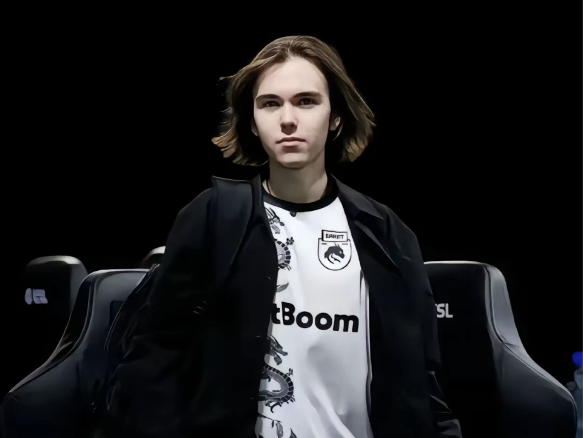 如果传闻是真的， JD Gaming 的新赛季阵容包括 Ale ， Xun ， Scout ， Peyz ， MISSING 。