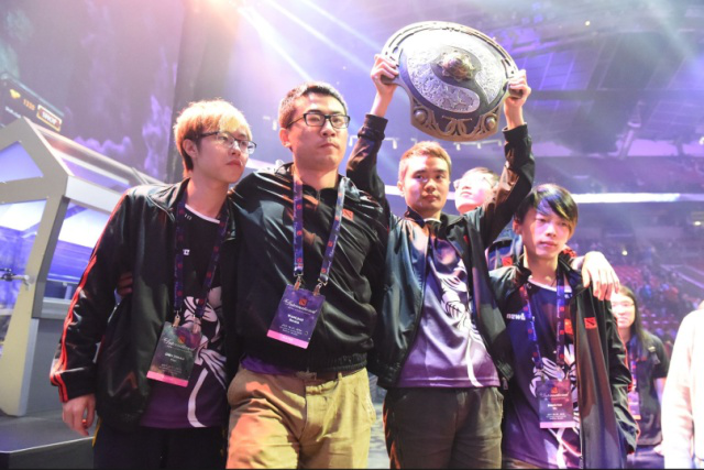 惨！上一次LPL在国际赛事对LCK全败还要追溯到S5