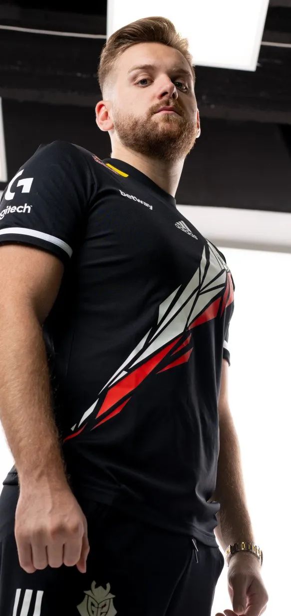 2024 LPL 年度纪录片《看见即相信》世界冠军赛集将于12月7日18：00正式播出！