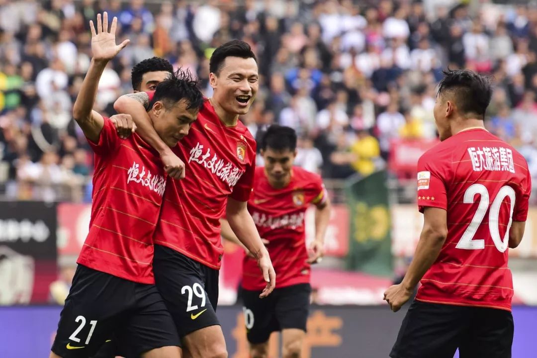 2026皇马开门红！21岁小将西甲首球+完美帽子戏法